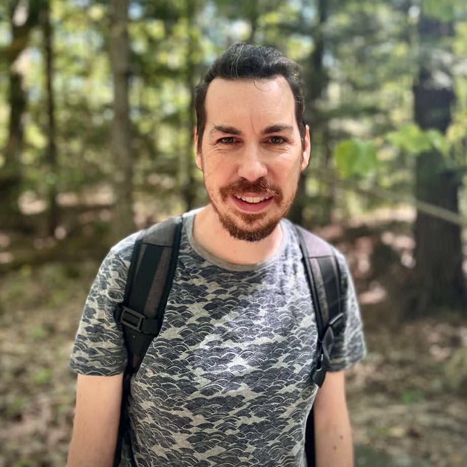 
                      Adam
                    